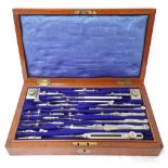 VINTAGE MAHOGANY CASED DRAWING INSTRUMENT SET with fitted interior and removable top tray,