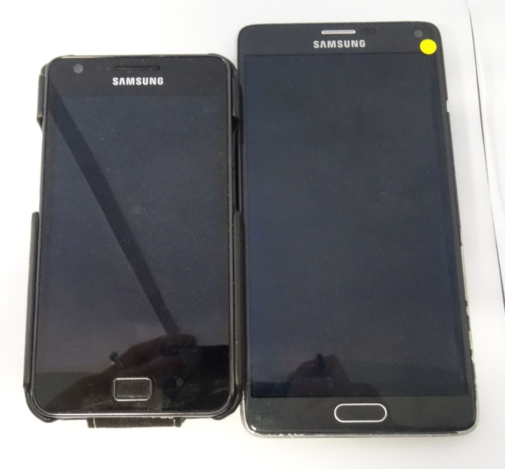 TWO SAMSUNG GALAXY SMARTPHONES