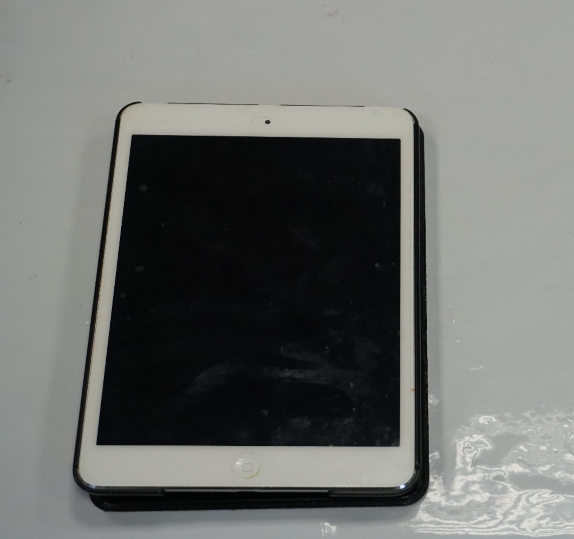 APPLE IPAD MINI (WIFI) - MODEL A1432