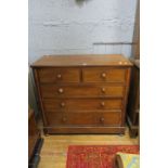 A MAHOGANY CHEST OF DRAWERS 19th CENTURY,