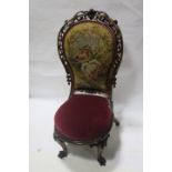 A VERY FINE 19th CENTURY CARVED ROSEWOOD BOUDOIR CHAIR,