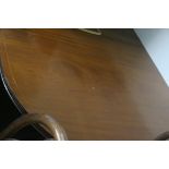 A GOOD REGENCY STYLE MAHOGANY AND SATINWOOD INLAID THREE POD D-END DINING ROOM TABLE the