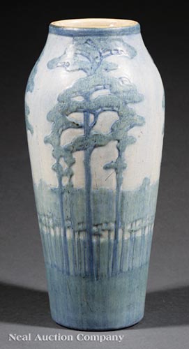 Monumental Newcomb College Art Pottery Vase, 1916, decorated by Anna Frances Simpson with tall - Image 3 of 4