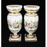 A pair of early 19th century Grainger Lee & Co. Worcester vases with crimped rims decorated with