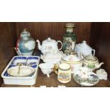 SECTION 35. An assortment of mixed ceramics including an Edward VIII commemorative Paragon china