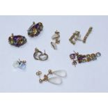 Seven various pairs of assorted 9ct gold earrings. Gross weight approximately 21.7g.