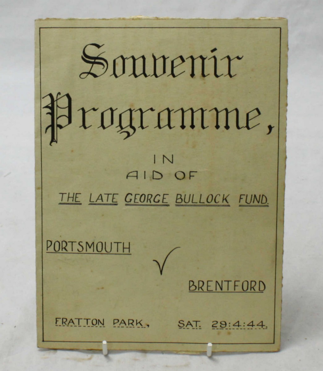 A rare WW2 Portsmouth v Brentford Souvenir Programme 'In Aid of The Late George Bullock Fund,' - Image 3 of 3