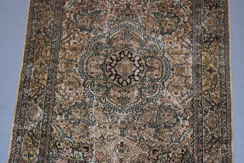 Modern 'art' silk rug, mid-20th century, 3ft. 10in. x 2ft. 6in. 1.17m. x 0.76m. The central - Image 5 of 7