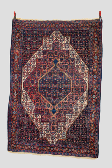 Senneh rug, Hamadan area, north west Persia, circa 1930s-40s, 6ft. 6in. X 4ft. 6in. 1.98m. X 1.
