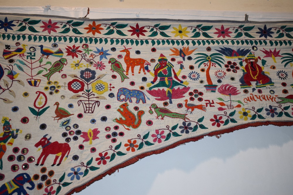 Two Rajasthan embroideries, north India, circa 1930s-50s, the first a coverlet, undyed cotton ground - Image 5 of 15