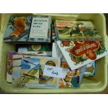 Collectables : Large box of ephemera - magazines,