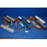 A quantity of Hornby/Triang model railway miscellanea