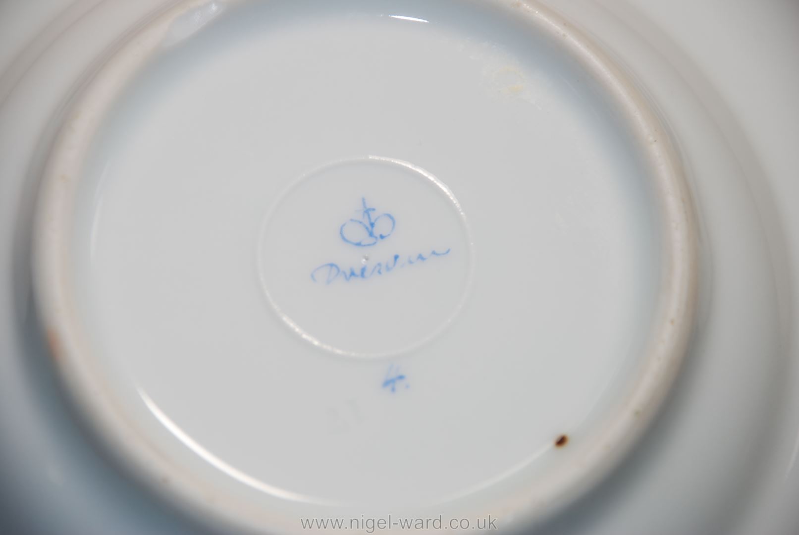 A Dresden part Dinner service including six cups, saucers, shallow fruit bowls, - Image 4 of 5