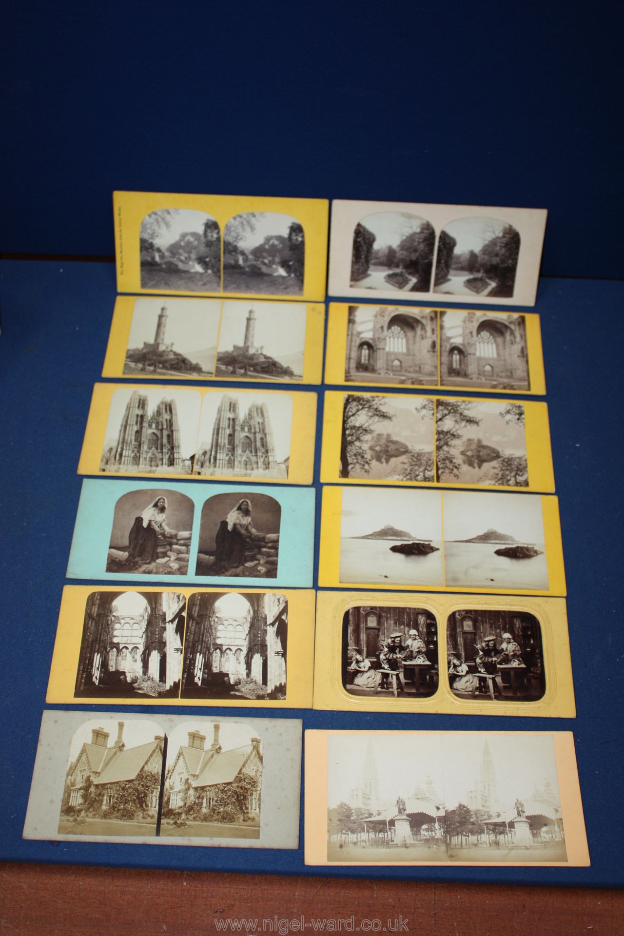 Five glass slides including Niagara Falls along with a large collection of telescopic Viewing Cards - Image 2 of 5