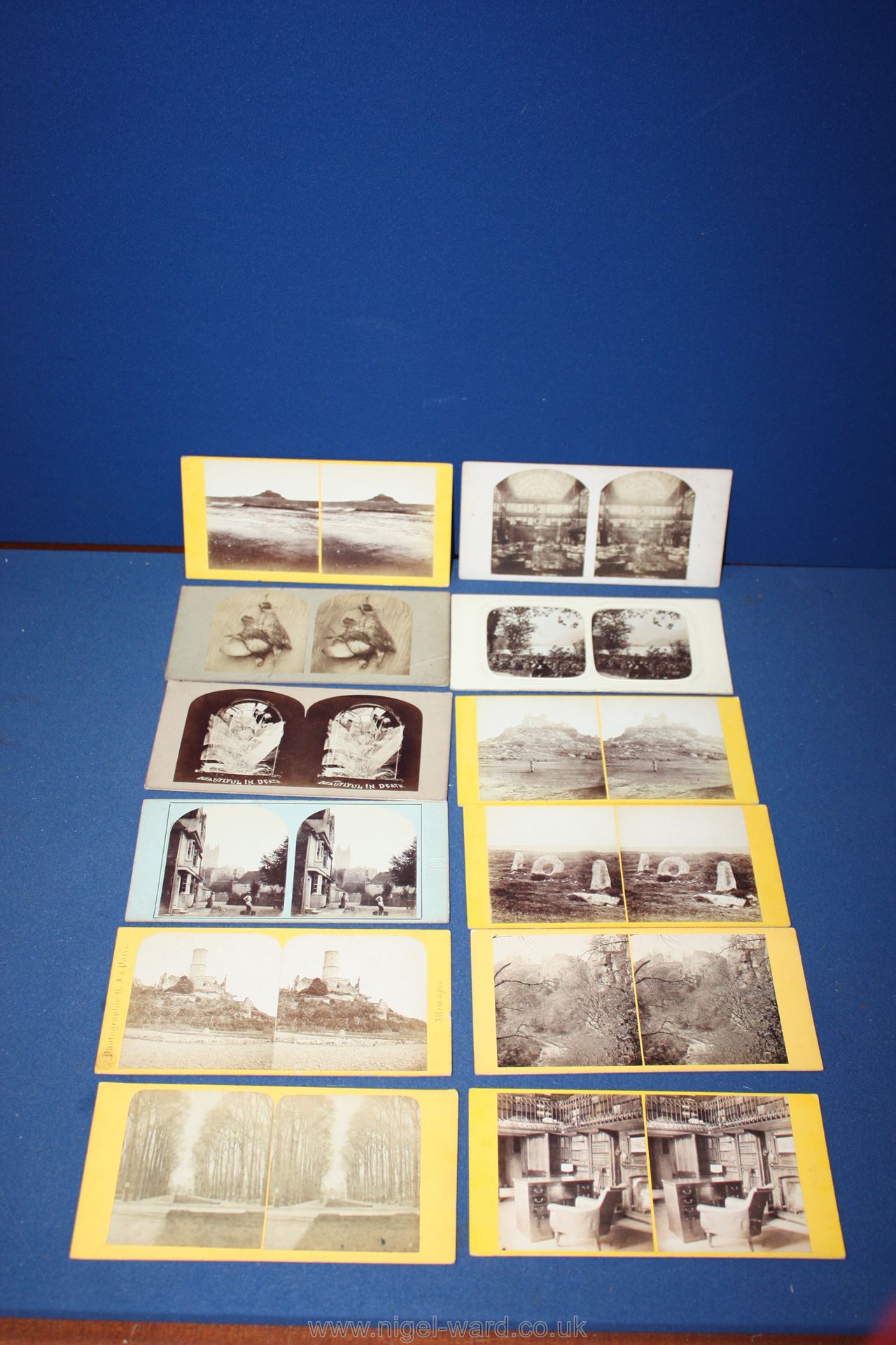 Five glass slides including Niagara Falls along with a large collection of telescopic Viewing Cards - Image 5 of 5