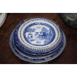 Eight pearlware blue and white Plates c1820