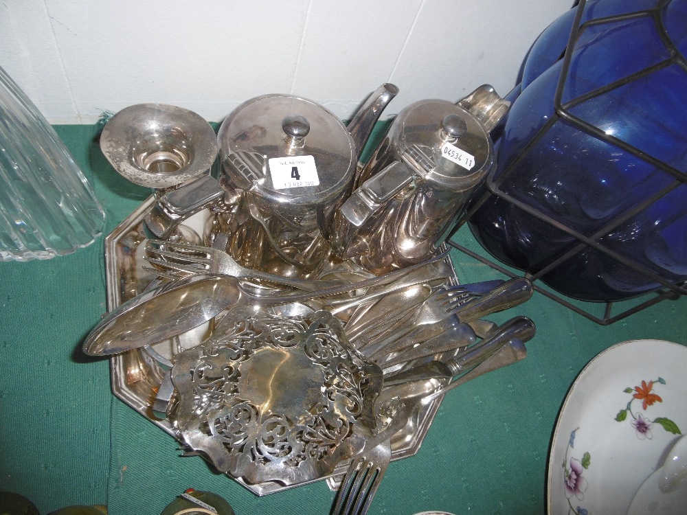 QTY OF SILVER PLATE AND METAL