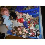 COLLECTION OF 35 VINTAGE DOLLS