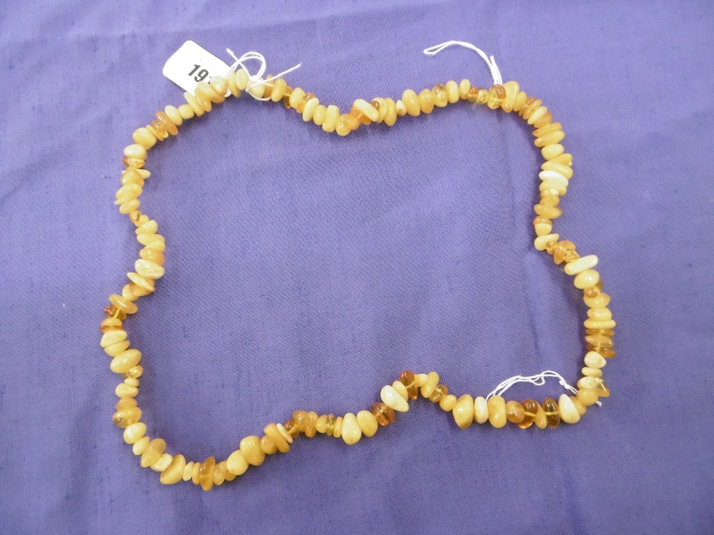 AMBER NECKLACE - Image 2 of 2
