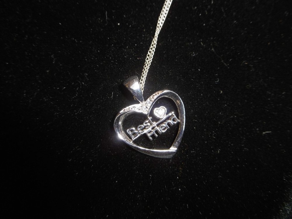 A 925 SILVER BEST FRIEND HEART PENDENT ON CHAIN - Image 3 of 4