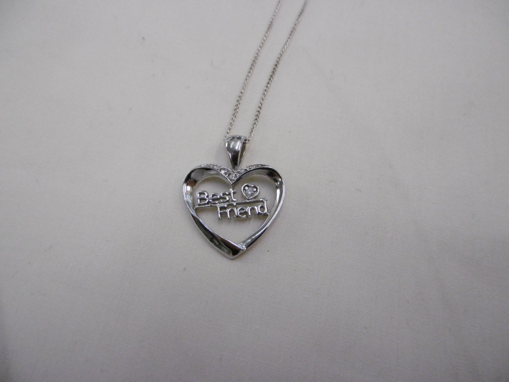 A 925 SILVER BEST FRIEND HEART PENDENT ON CHAIN - Image 2 of 4