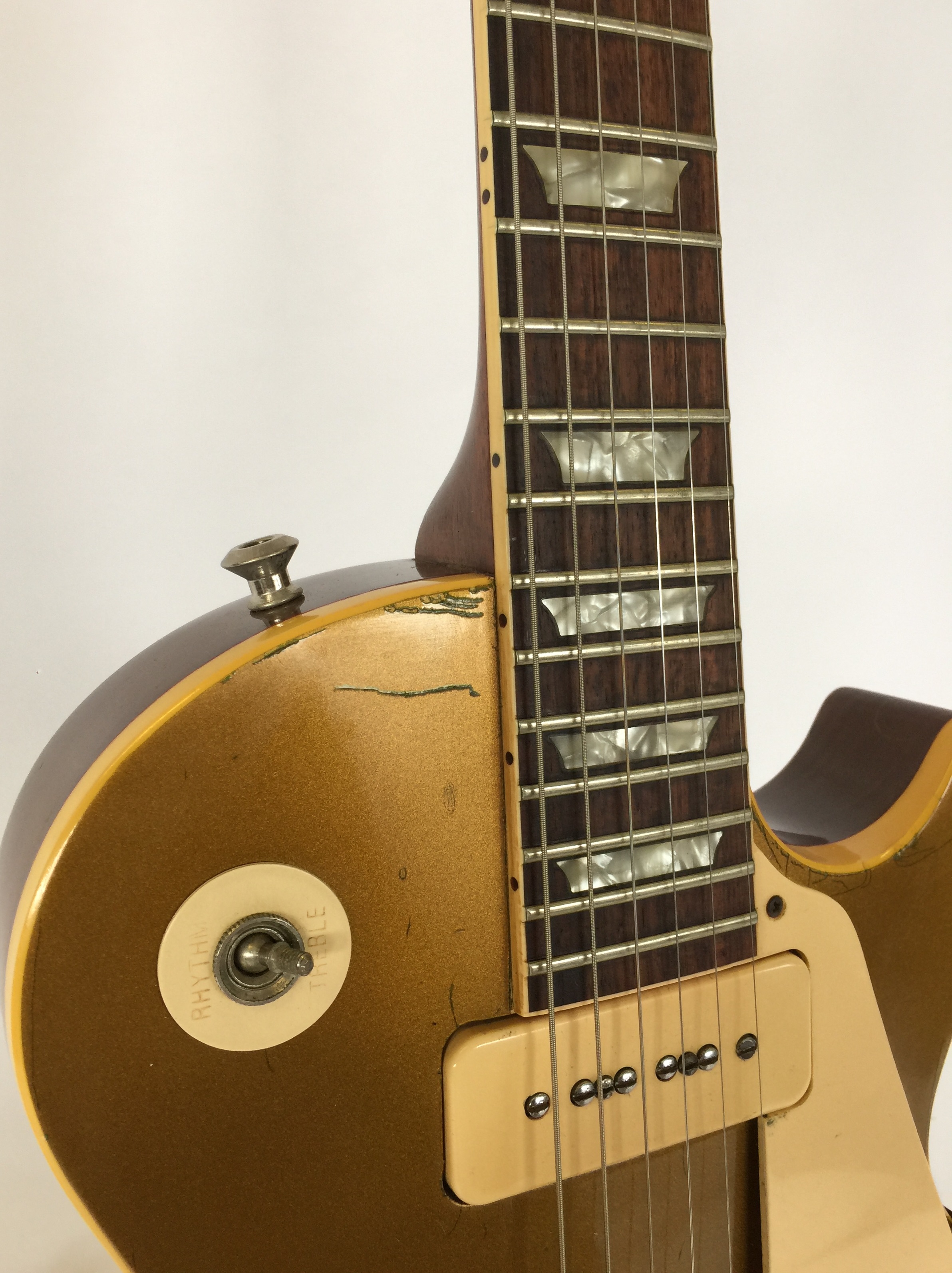 GIBSON LES PAUL GOLDTOP 1969 ***TEMPORARILY WITHDRAWN UNTIL RECEIPT OF CITES ARTICLE 10 - Image 4 of 8