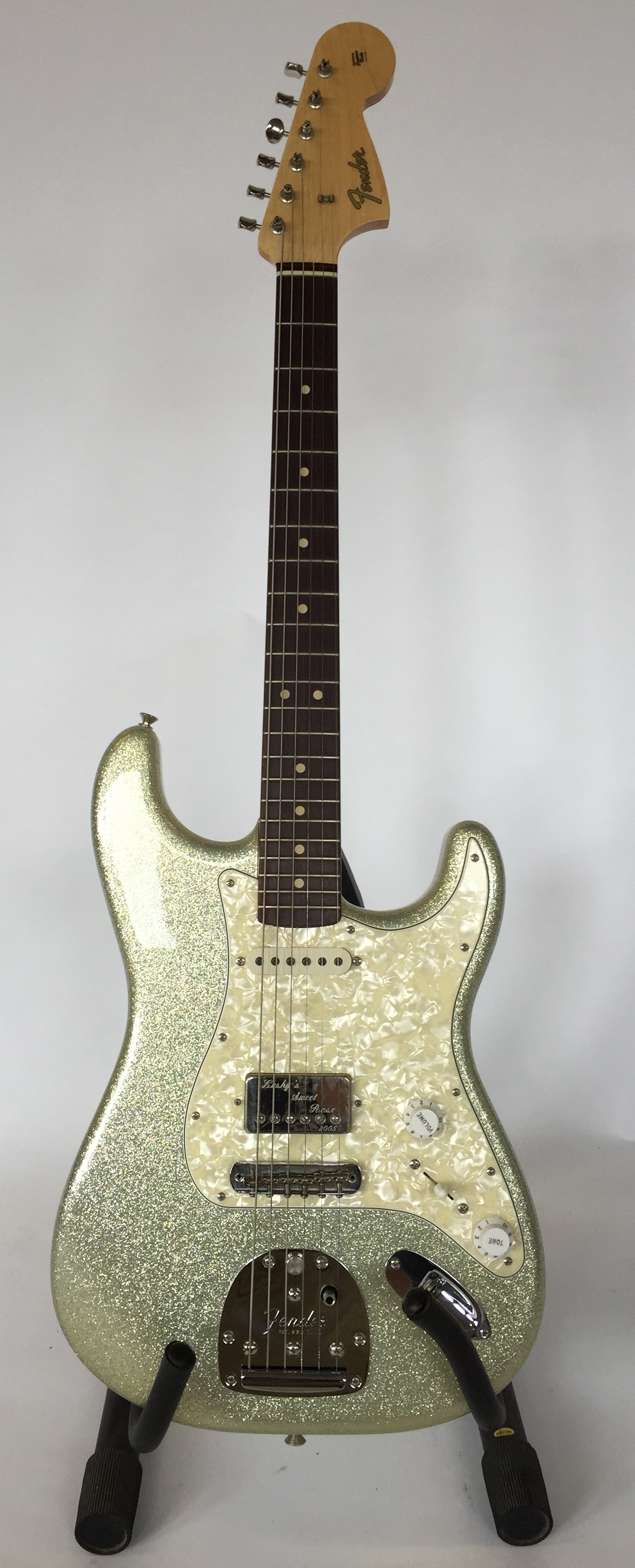 FENDER JAG/STRAT 2003 HYBRID ONE OFF - from 2003 made with gold sparkle body. Serial R7702.