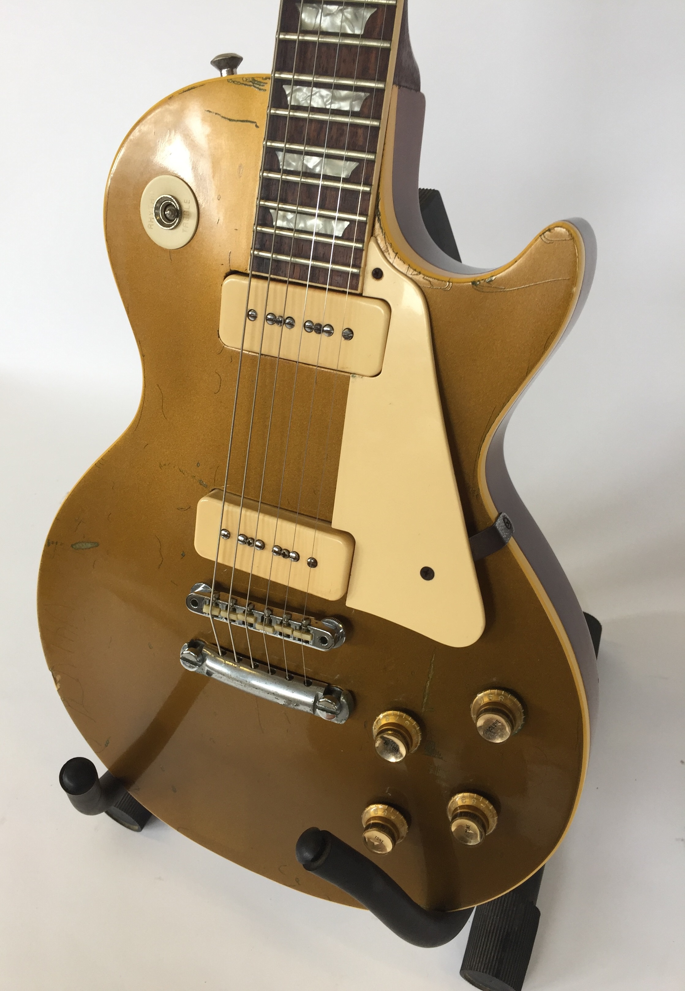 GIBSON LES PAUL GOLDTOP 1969 ***TEMPORARILY WITHDRAWN UNTIL RECEIPT OF CITES ARTICLE 10 - Image 2 of 8