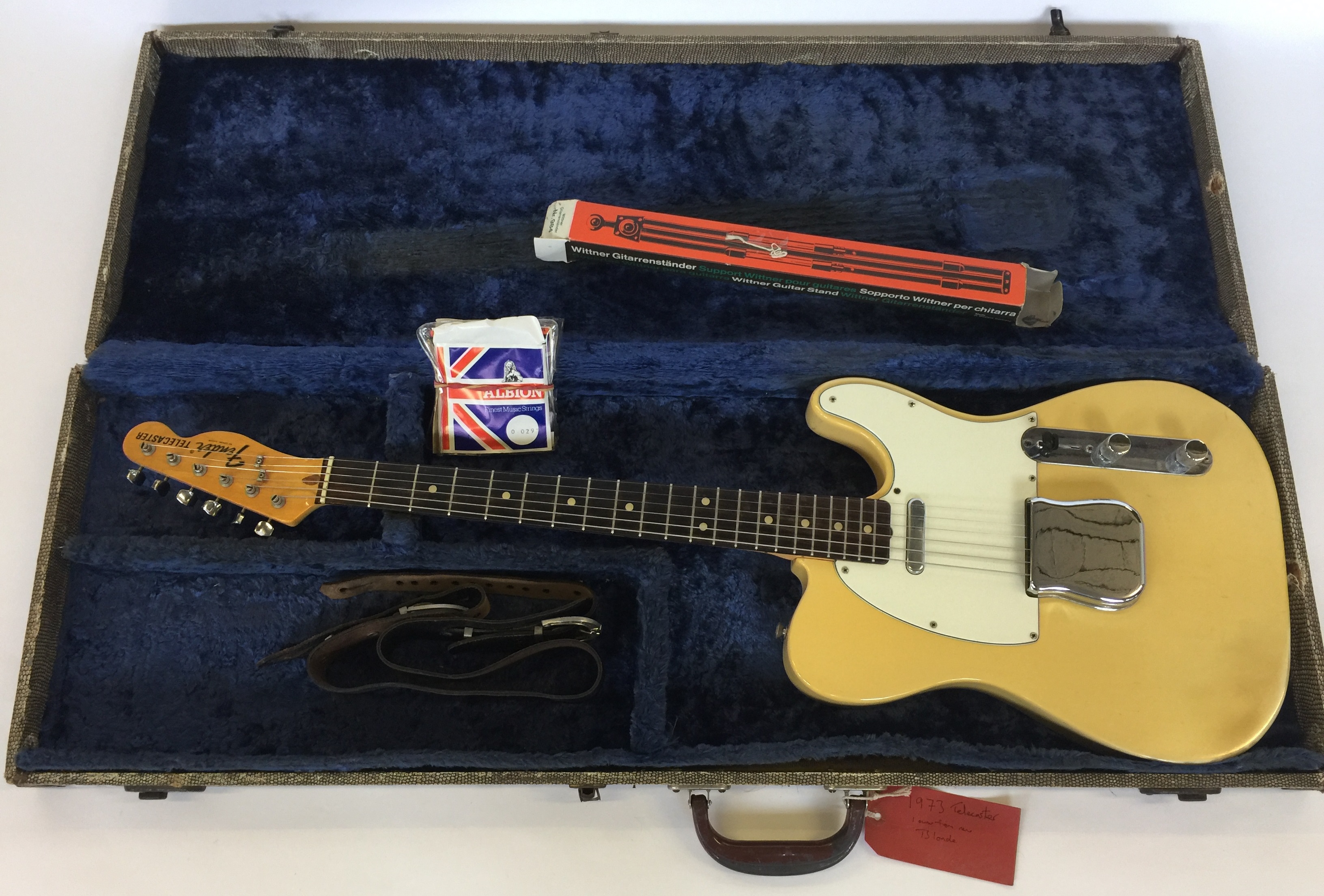 FENDER TELECASTER 1973 BLONDE - completely original and stunning example that has had one owner - Image 7 of 8