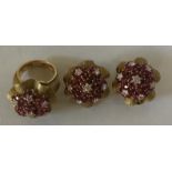 18CT GOLD DIAMOND & RUBY RING/EARRING SET - beautiful matching set with diamonds and rubies in a