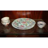 Assorted late 18th & 19th century Chinese tea bowls (with damages and restoration) & pair of blue