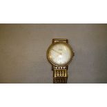 Vintage Simit gents wristwatch with 9 ct gold strap and case