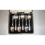 Set of six silver apostle type teaspoons in presentation case London 1922 Kemp Brothers 72 g