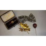 9 ct gold bar brooch set with seed pearls,