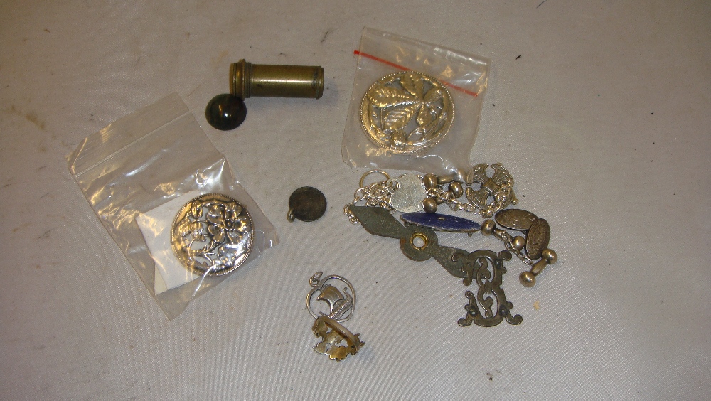 Assorted silver and other jewellery including cufflinks etc.