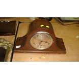 Vintage oak case mantle clock