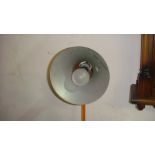 Angle poise lamp round base