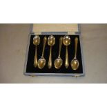 Set of six silver tea spoon in presentation case Birm.