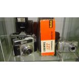 Cameras : Praktica, box Brownie etc.