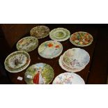 25 x Collectors plates : Royal Doulton Bramley Hedge & Royal Albert Christmas,