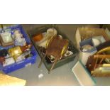 2 x boxes of oddments : decorative china glass etc.