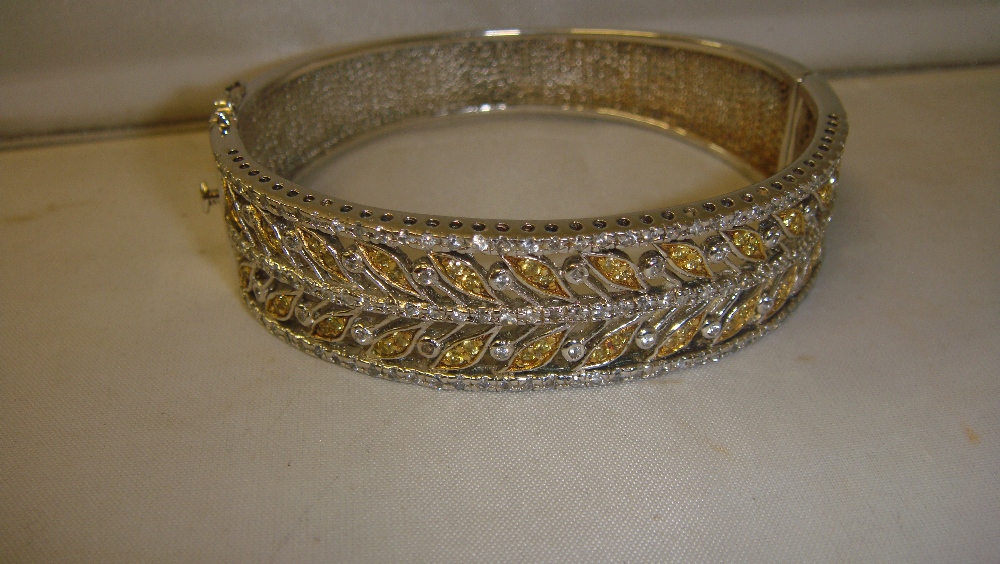 Modern silver and paste bracelet 40 g