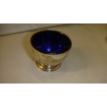 Silver table salt with blue glass liner London 26 g