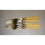 Set of six silver & ivory handle fisheaters Sheffield 1923 Hutton & Sons 185 g (including handles)
