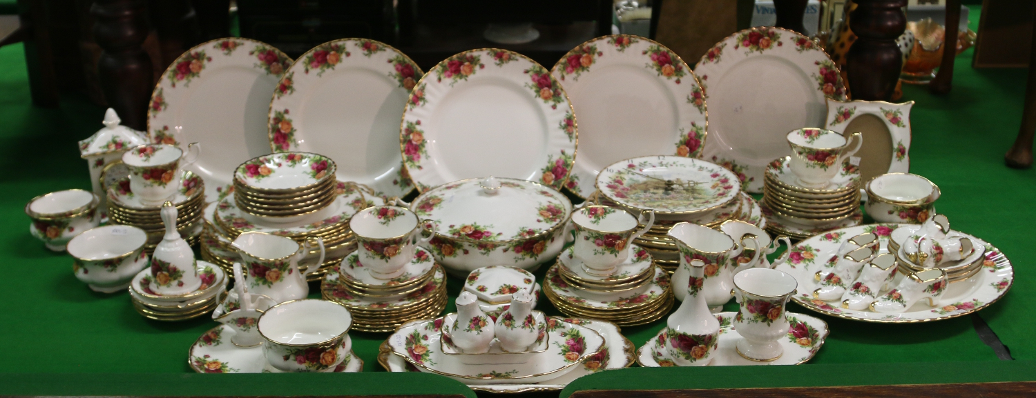A large quantity of Royal Albert Old Country Roses china tea/dinner wares including tureens, plates,