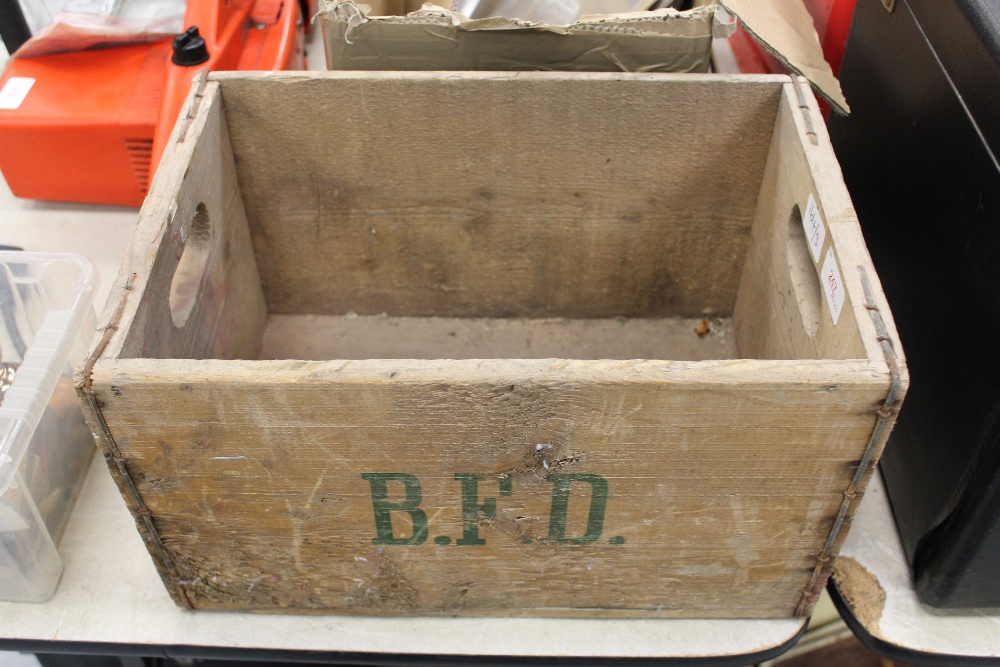 Small wooden crate B.F.D