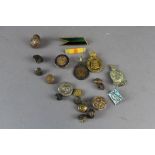 Bag of badges WW!, Crossley Motors 1915, War service 1915 Bolton, and buttons