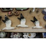 Set of 3 graduating Beswick seagull wall plaques (922-1/2&3)