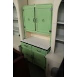 Retro kitchenette