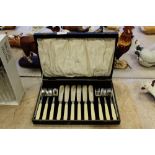 Set of Mappin & Webb fish cutlery (boxed)